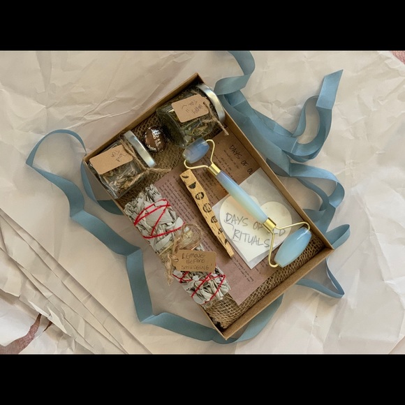 COMPLETE SPIRITUAL GIFT BOX (7+ Rituals) - Picture 4 of 4